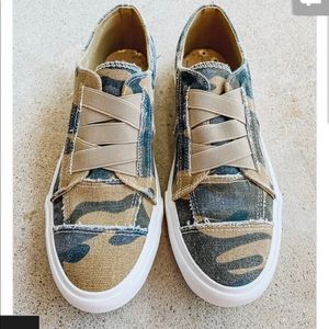Gypsy Jazz Mallory Sneaker-Camo